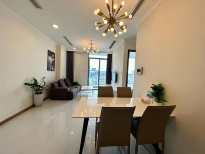 Einzimmerapartment mit Balkon — CĂN HỘ CAO CẤP LANDMARKS - APARTMENT VINHOMES CENTRAL PARK - Orin Luxstay